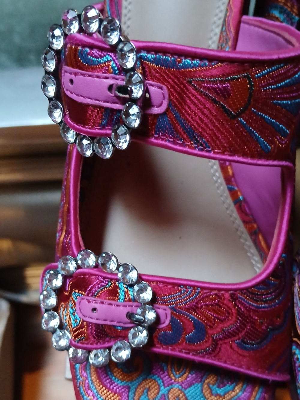 GB Embellished Pink Paisley Platform Mules - Women 8.5 - Picture 7 of 10